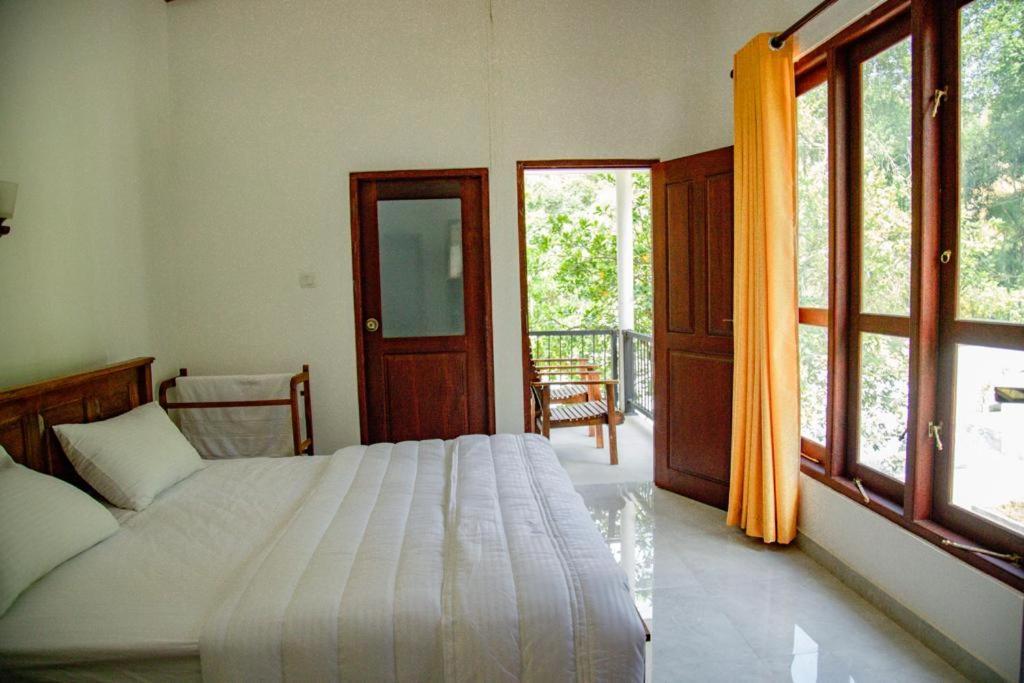 Healand Holiday Bungalow And Restaurant Deniyaya Exterior foto